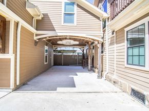 5201 Chapman Street, Houston TX 77009