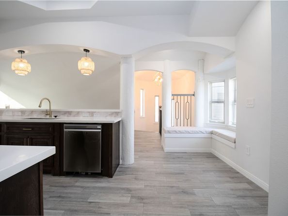 5201 Chapman Street, Houston TX 77009