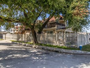 5201 Chapman Street, Houston TX 77009