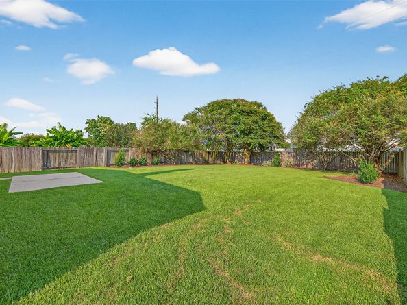 11210 Stoney Meadow Drive, Houston TX 77095