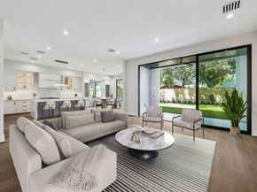 1014 Gardenia Drive, Houston TX 77018