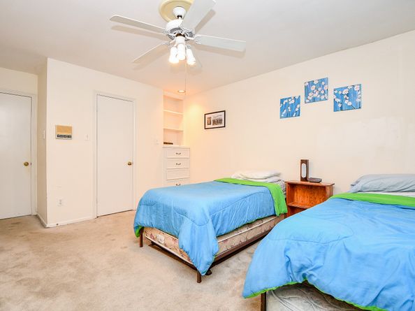 7703 Ludington Drive, Houston TX 77071