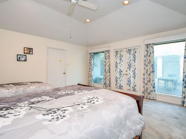 7703 Ludington Drive, Houston TX 77071