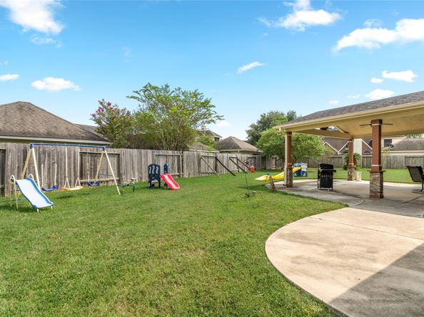 17302 Holsberry Court, Tomball TX 77377
