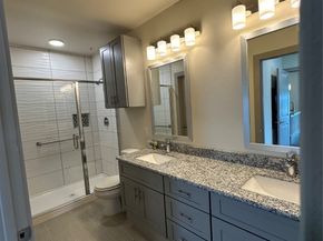 6955 Turtlewood Drive 602, Houston TX 77072