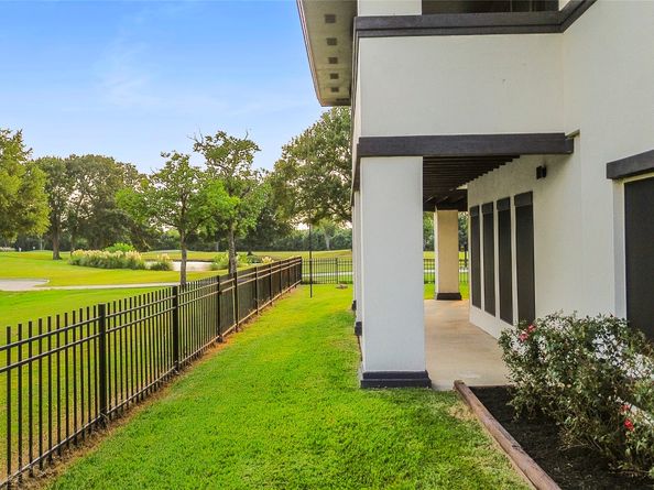 7827 Alamar Drive, Houston TX 77095