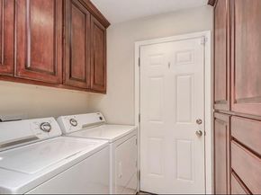2503 Bering Drive 3, Houston TX 77057