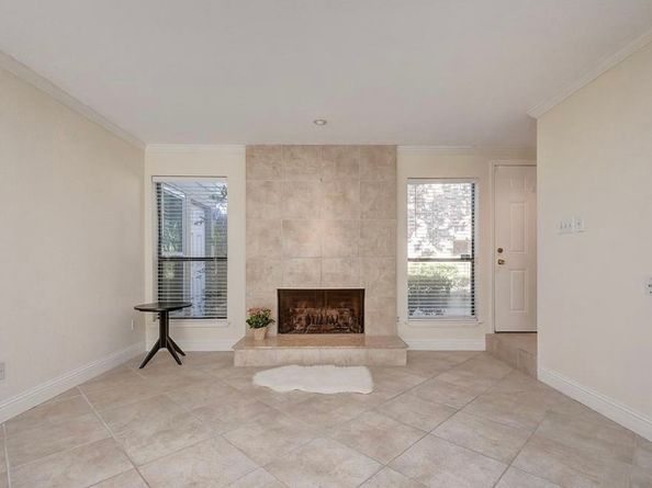 2503 Bering Drive 3, Houston TX 77057
