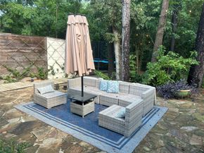 6151 Queenswood Lane, Houston TX 77008