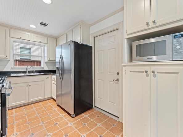 9618 Chatfield Street, Houston TX 77025