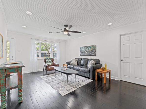 9618 Chatfield Street, Houston TX 77025