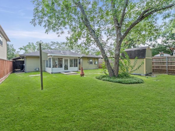 9618 Chatfield Street, Houston TX 77025