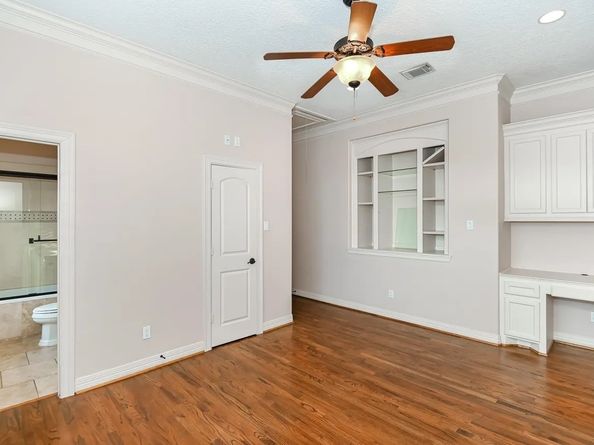 5411 Leopold Drive, Houston TX 77021