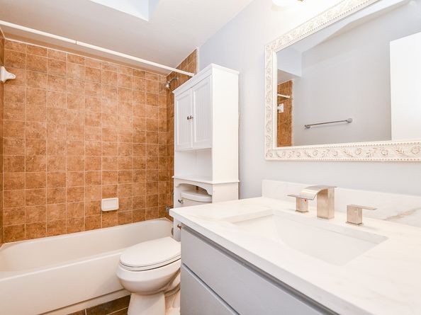 8642 Meadowcroft Drive, Houston TX 77063