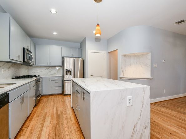 8642 Meadowcroft Drive, Houston TX 77063