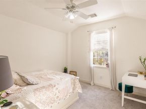 18 Petal Park Place, The Woodlands TX 77382