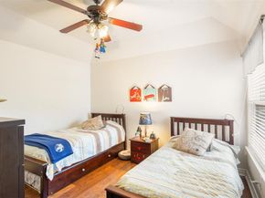 18 Petal Park Place, The Woodlands TX 77382
