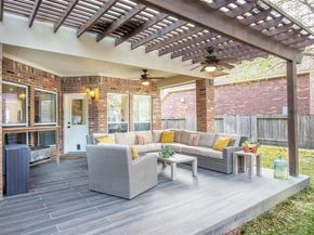 18 Petal Park Place, The Woodlands TX 77382