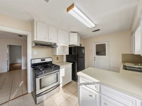 1034 Lamonte Lane, Houston TX 77018