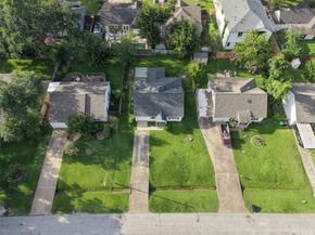1034 Lamonte Lane, Houston TX 77018