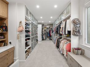 1235 Wynden Oaks Garden Drive, Houston TX 77056