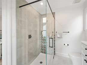 1235 Wynden Oaks Garden Drive, Houston TX 77056