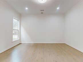 4050 Dumbarton Street, Houston TX 77025