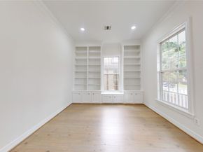 4050 Dumbarton Street, Houston TX 77025