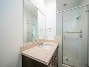 22 Hermann Park Court, Houston TX 77021