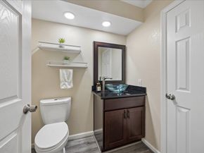 5243 Caversham Drive, Houston TX 77096