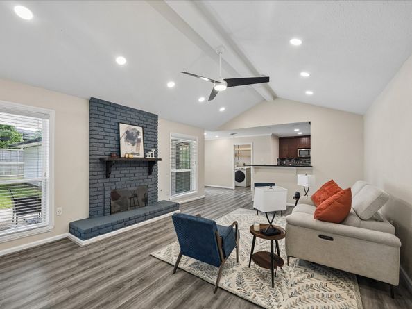 5243 Caversham Drive, Houston TX 77096