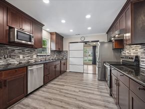 5243 Caversham Drive, Houston TX 77096
