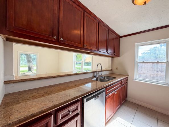 703 Midland Court, Houston TX 77060