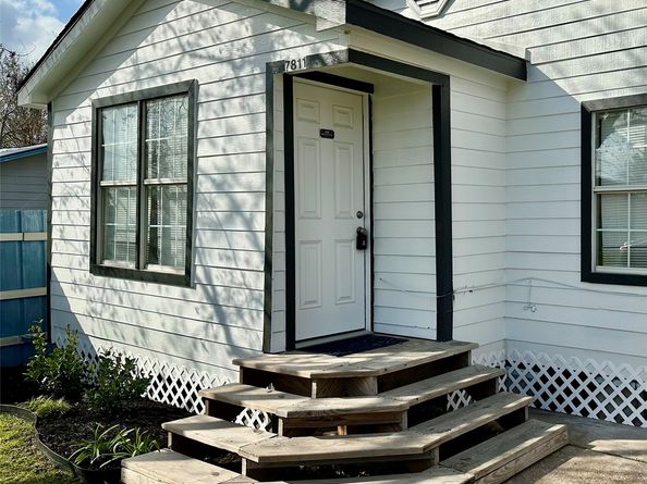 7811 Saint Louis Street, Houston TX 77028