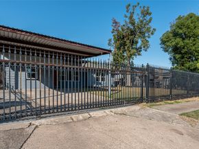 8658 Sonneville Drive, Houston TX 77080