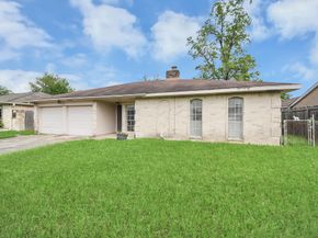 351 San Fernando Drive, Houston TX 77060