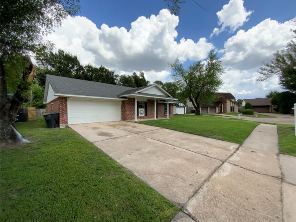7710 Ashmole Lane, Houston TX 77088