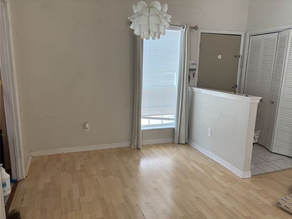 9809 Richmond Avenue F8, Houston TX 77042