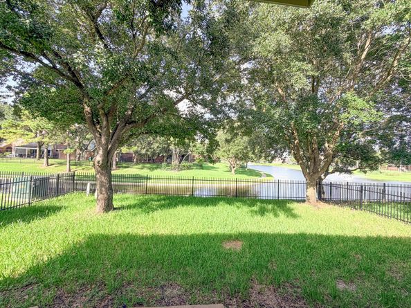 10214 E Summit Canyon Drive, Houston TX 77095