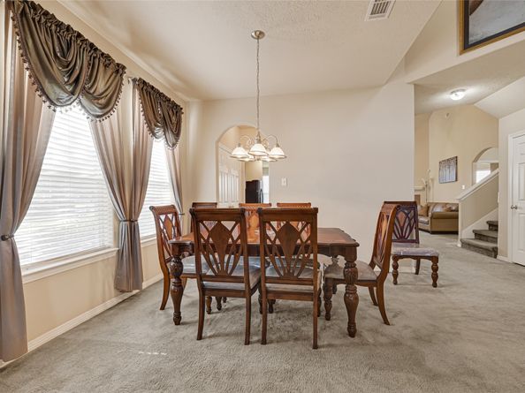 6318 Dayridge Lane, Houston TX 77048