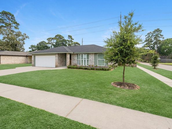 5202 Moonshadows Drive, Humble TX 77346