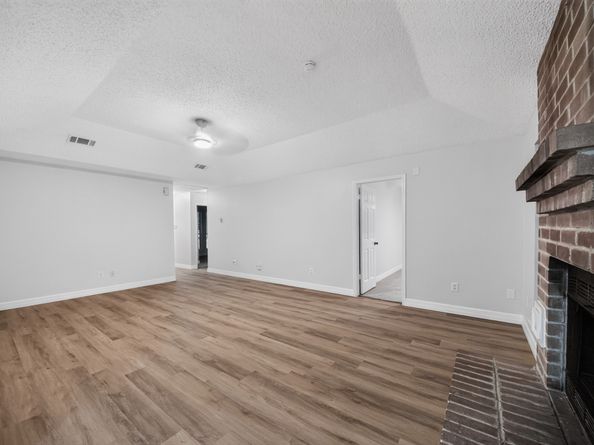 15410 Wildwood Lake Drive, Houston TX 77083