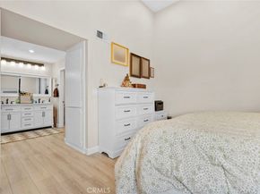 427 E Orange Grove Ave 301, Burbank CA 91501