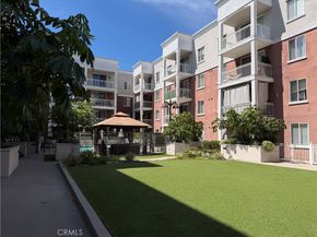 3740 Santa Rosalia Road Unit 425, Los Angeles CA 90008