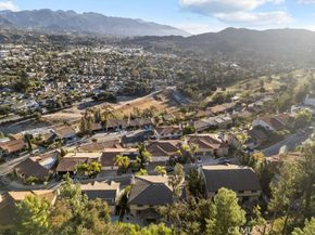 3435 Oakmont View Drive, Glendale CA 91208