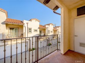 7225 Apperson 105, Tujunga CA 91042