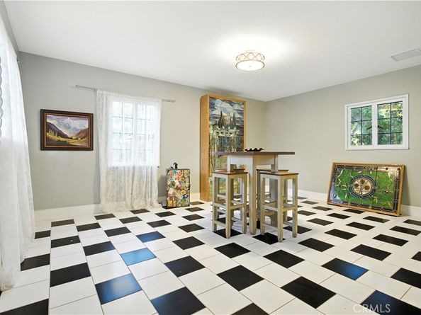 425 W 10th Street, Claremont CA 91711