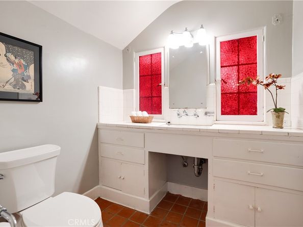 425 W 10th Street, Claremont CA 91711