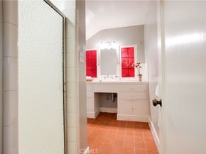 425 W 10th Street, Claremont CA 91711