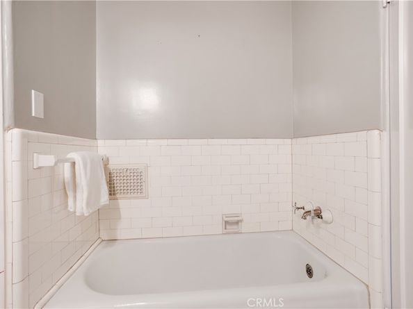 425 W 10th Street, Claremont CA 91711